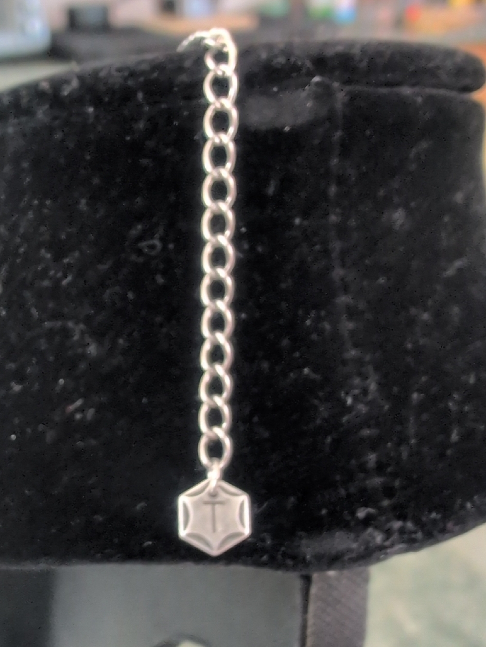 Touchstone Crystal "Belle Fleur" Necklace - Picture 3 of 5